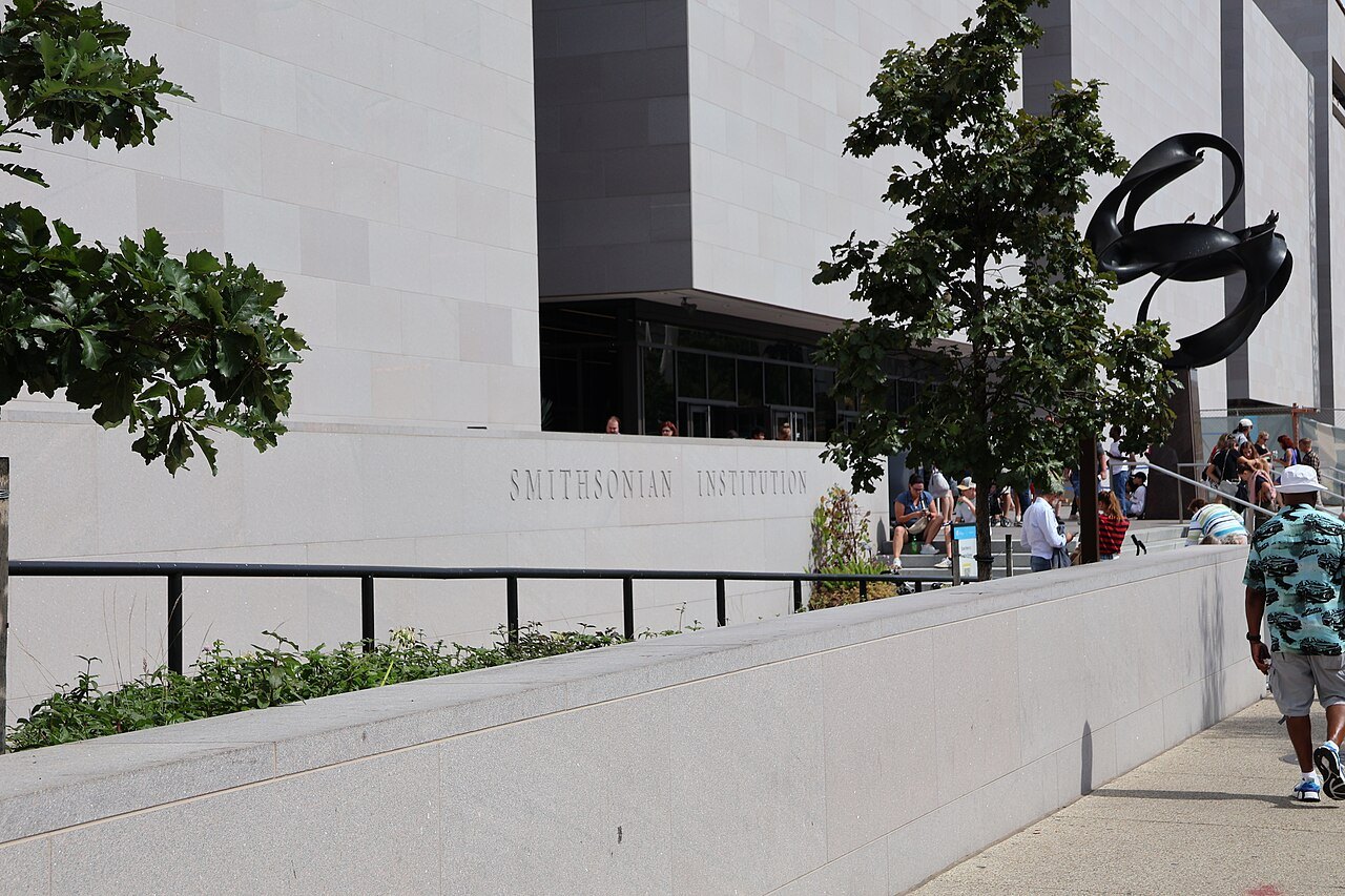 The Smithsonian inscription along the Air and Space Museum's wall on Independence Avenue