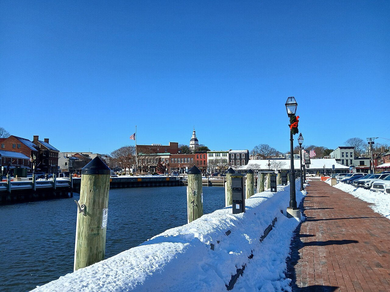 The harbor at Annapolis in winter, snow on the seawall