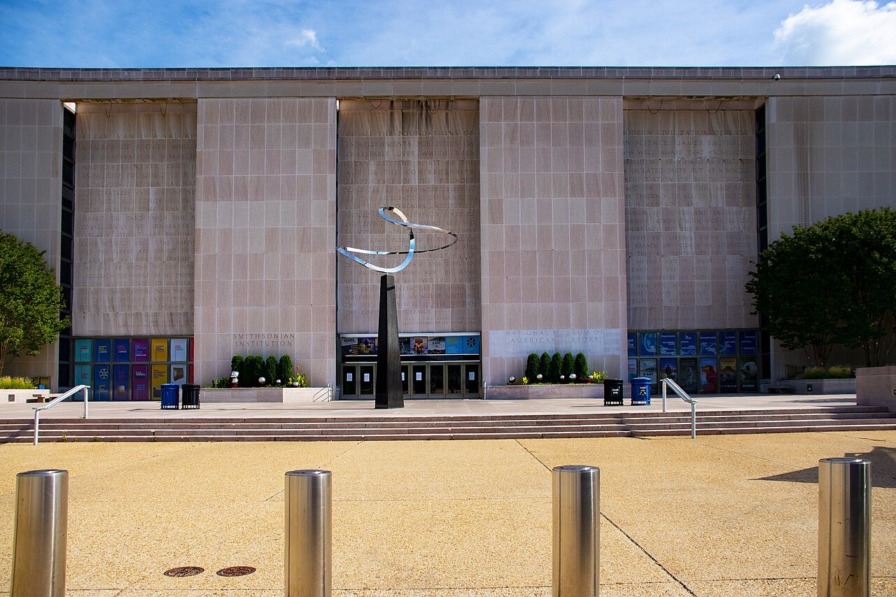The south entrance of the American History Museum on the Mall
