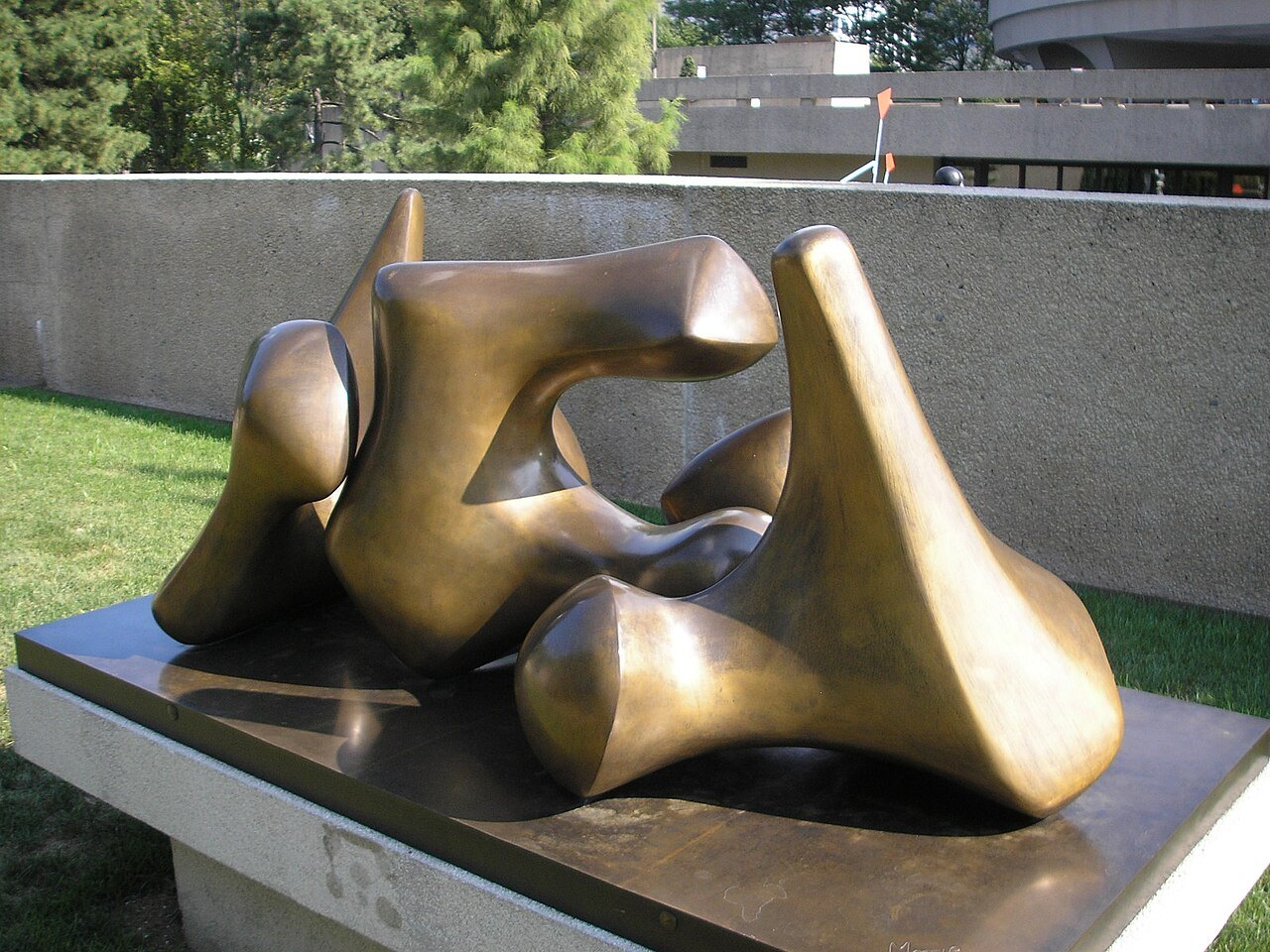 Henry Moore's reclining bronze in the Hirshhorn's sculpture garden